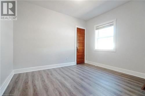 27 Barton Street, St. Catharines, ON - Indoor Photo Showing Other Room