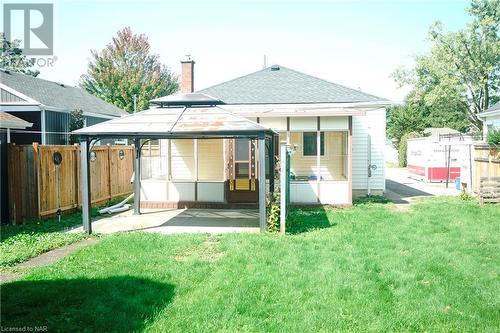 27 Barton Street, St. Catharines, ON - Outdoor