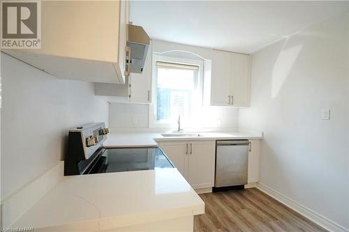 27 Barton Street, St. Catharines, ON - Indoor Photo Showing Kitchen With Double Sink