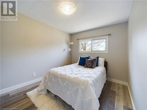 640 Barnes Avenue, Saugeen Shores, ON - Indoor Photo Showing Bedroom