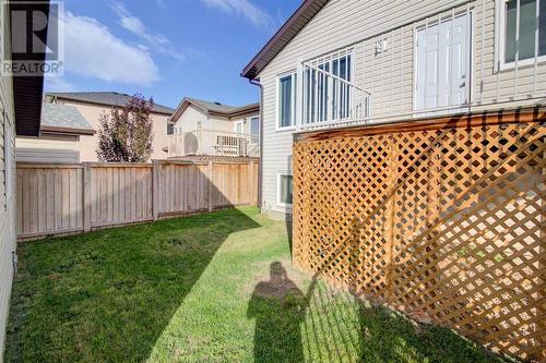 572 Sunridge Crescent W, Lethbridge, AB - Outdoor