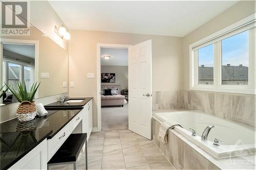 901 Pedigree Street, Stittsville, ON - Indoor Photo Showing Bathroom