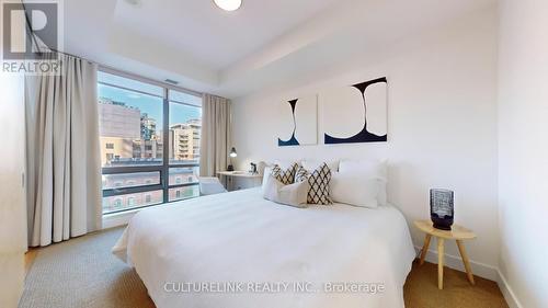 610 - 438 King Street W, Toronto (Waterfront Communities), ON - Indoor Photo Showing Bedroom