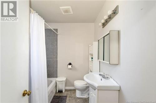 1093 Route 133, Grand-Barachois, NB - Indoor Photo Showing Bathroom