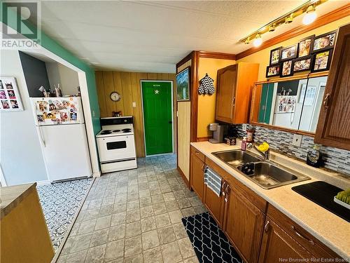 3316 Rte 585, Newbridge, NB - Indoor Photo Showing Kitchen With Double Sink