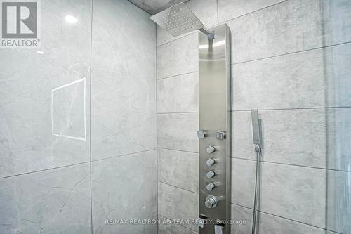 10 Tozer Crescent, Ajax, ON - Indoor Photo Showing Bathroom