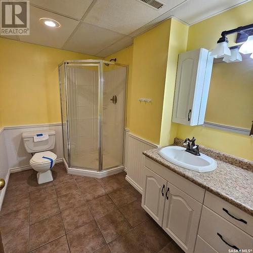 761 3Rd Street W, Unity, SK - Indoor Photo Showing Bathroom