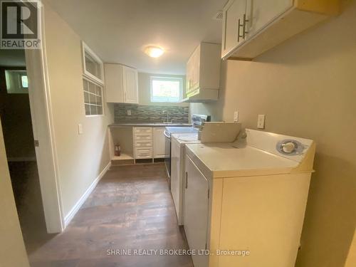 Lower - 676 Victoria Street, London, ON - Indoor Photo Showing Laundry Room