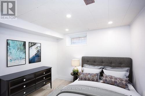 2285 Fassel Avenue, Burlington, ON - Indoor Photo Showing Bedroom