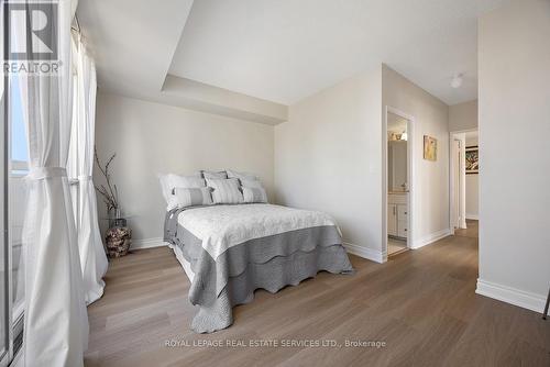 1008 - 2267 Lake Shore Boulevard W, Toronto, ON - Indoor Photo Showing Bedroom