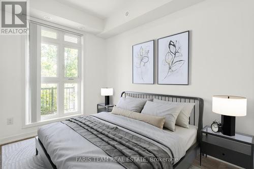 102 - 90 Canon Jackson Drive, Toronto, ON - Indoor Photo Showing Bedroom