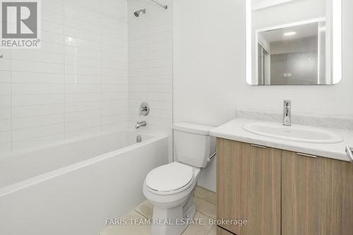 102 - 90 Canon Jackson Drive, Toronto, ON - Indoor Photo Showing Bathroom