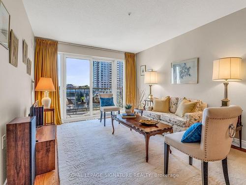 702-12 Rean Dr, Toronto, ON - Indoor Photo Showing Living Room