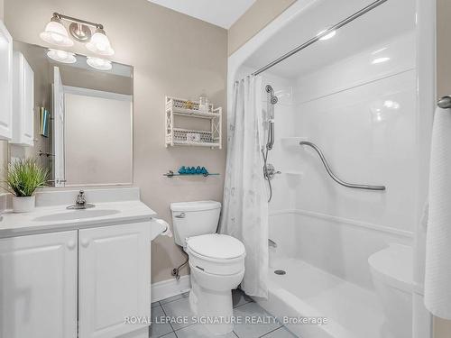 702-12 Rean Dr, Toronto, ON - Indoor Photo Showing Bathroom