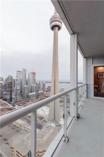 4802-300 Front St W, Toronto, ON - Outdoor With View