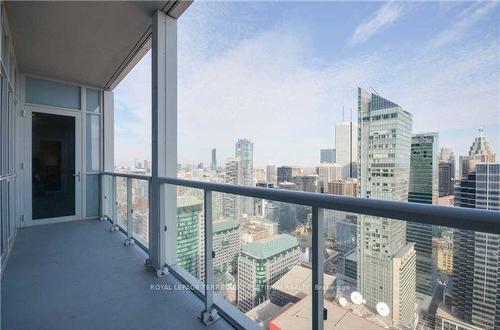 4802-300 Front St W, Toronto, ON - Outdoor With View