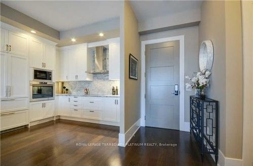 4802-300 Front St W, Toronto, ON - Indoor Photo Showing Kitchen