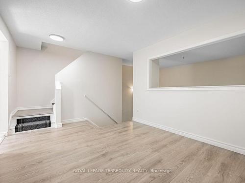 23-21 Rockwood Dr, Toronto, ON - Indoor Photo Showing Other Room