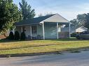 7381 Marieclaude Ave, Niagara Falls, ON  - Outdoor 