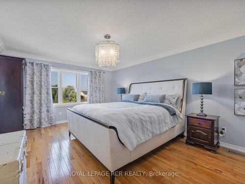 713094 1St Line, Mono, ON - Indoor Photo Showing Bedroom