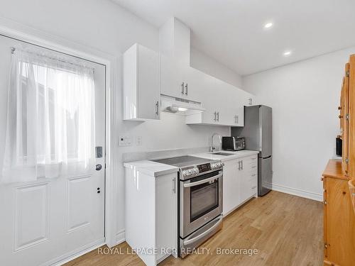 713094 1St Line, Mono, ON - Indoor Photo Showing Kitchen