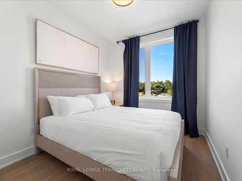 37 Rockmount Cres, Gravenhurst, ON - Indoor Photo Showing Bedroom