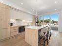 37 Rockmount Cres, Gravenhurst, ON  - Indoor Photo Showing Kitchen With Upgraded Kitchen 