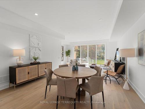 37 Rockmount Cres, Gravenhurst, ON - Indoor Photo Showing Dining Room