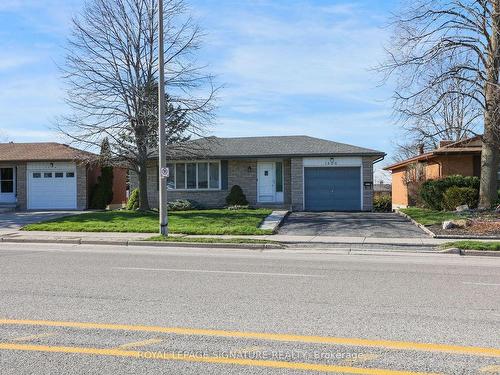 Lower-1506 Queens Blvd, Kitchener, ON - Outdoor With Facade