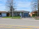 Lower-1506 Queens Blvd, Kitchener, ON  - Outdoor With Facade 