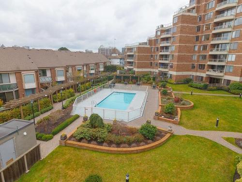 204-225 Belleville St, Victoria, BC - Outdoor With In Ground Pool