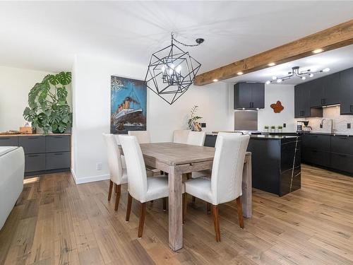 204-225 Belleville St, Victoria, BC - Indoor Photo Showing Dining Room