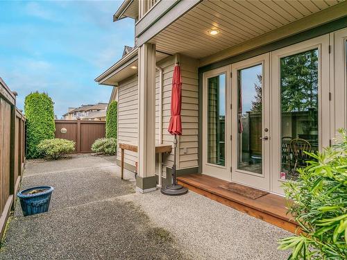 776 Memorial Ave, Qualicum Beach, BC 