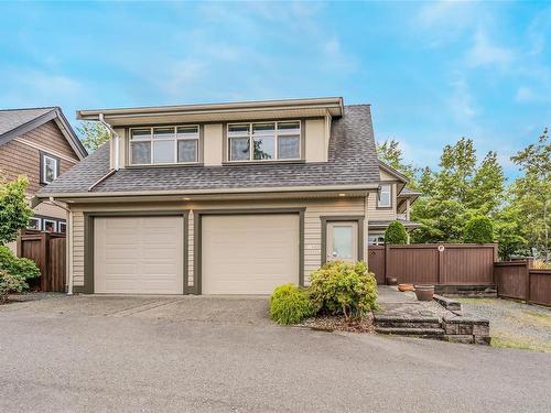 776 Memorial Ave, Qualicum Beach, BC 