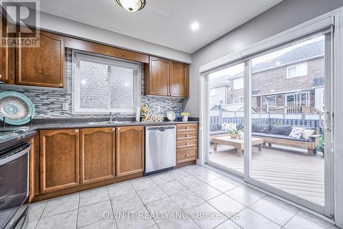 68 Sugarhill Drive, Brampton, ON - Indoor Photo Showing Kitchen