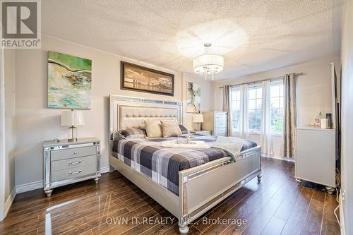 68 Sugarhill Drive, Brampton, ON - Indoor Photo Showing Bedroom