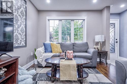 68 Sugarhill Drive, Brampton, ON - Indoor Photo Showing Living Room