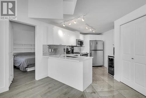 4205 Gellatly Road Unit# 436, West Kelowna, BC - Indoor Photo Showing Kitchen