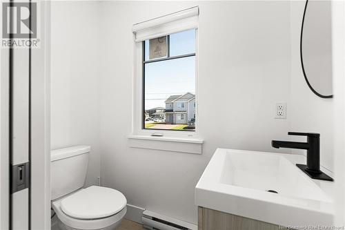 9 Brooklyn Street, Moncton, NB - Indoor Photo Showing Bathroom