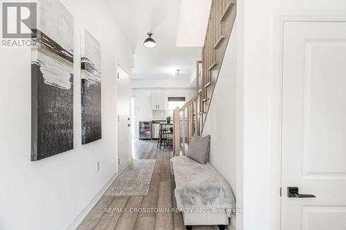 108 Fairlane Avenue, Barrie, ON - Indoor Photo Showing Other Room