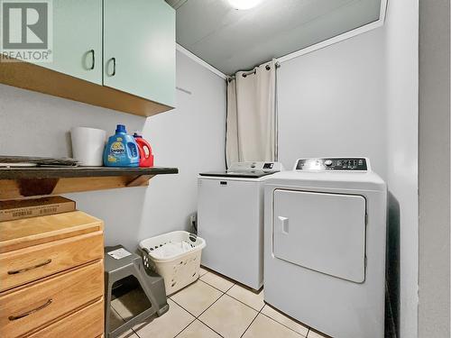 1630 168 Mile Road, Williams Lake, BC - Indoor Photo Showing Laundry Room