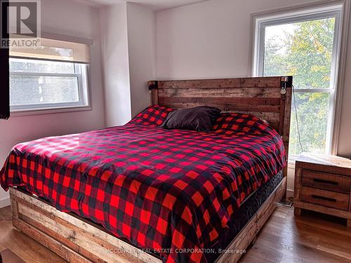 95 Cedar Drive, Trent Hills (Hastings), ON - Indoor Photo Showing Bedroom