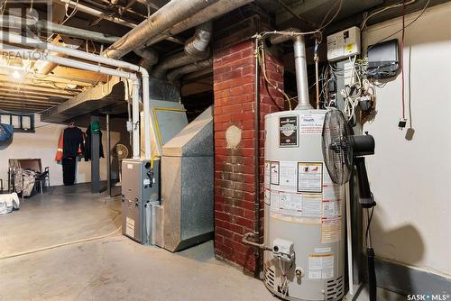 1424 Queen Street, Regina, SK - Indoor Photo Showing Basement