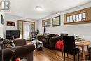 1424 Queen Street, Regina, SK  - Indoor Photo Showing Living Room 