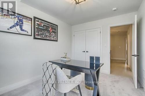 73 Ferragine Crescent, Bradford West Gwillimbury, ON - Indoor Photo Showing Dining Room