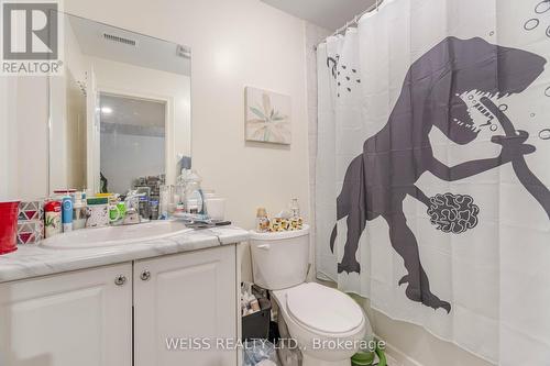 664 Fleetwood Drive, Oshawa, ON - Indoor Photo Showing Bathroom