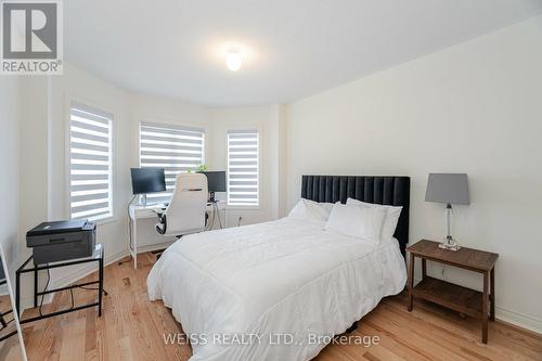 664 Fleetwood Drive, Oshawa, ON - Indoor Photo Showing Bedroom