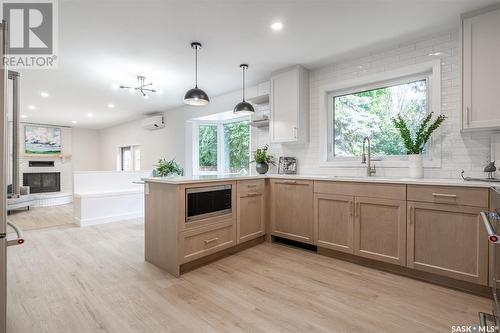 426 Delaronde Road, Saskatoon, SK - Indoor Photo Showing Kitchen