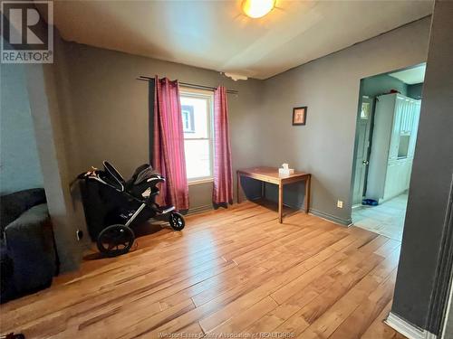 430-32 Campbell Avenue, Windsor, ON - Indoor Photo Showing Other Room