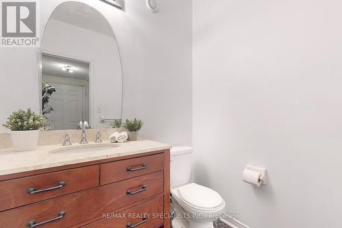 5 Rangeland Road, Brampton (Sandringham-Wellington), ON - Indoor Photo Showing Bathroom